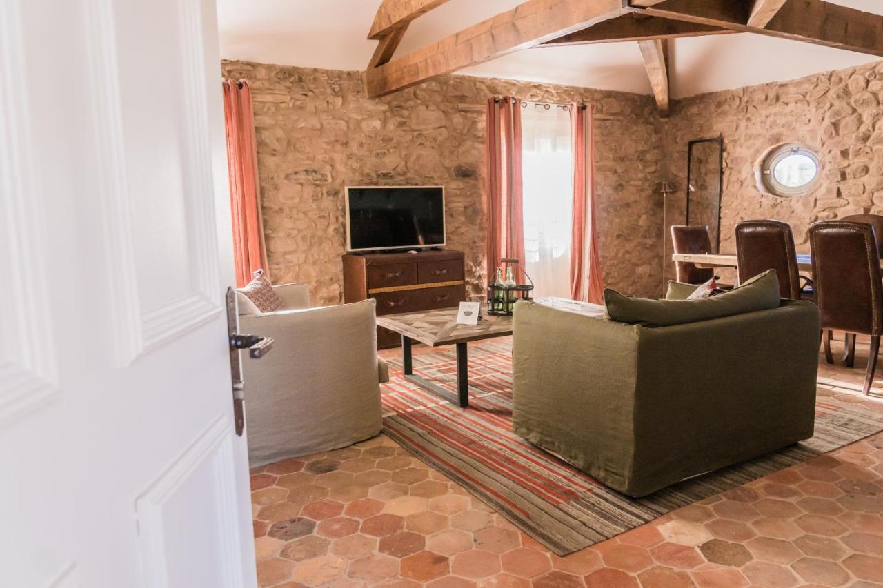 Chateau Saint Roux Le Luc-Le Cannet Des Maures 외부 사진